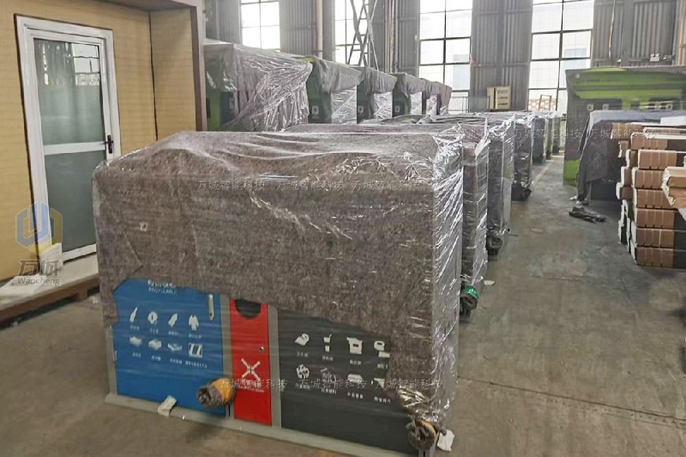 老客戶第三大批兩款經典耐用型垃圾箱工（gōng）程案例