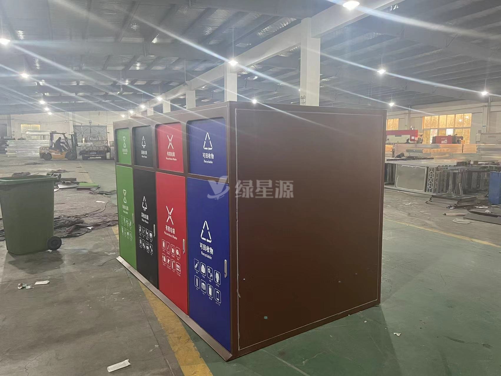 山東感應開門垃圾箱房案例配圖（tú）二